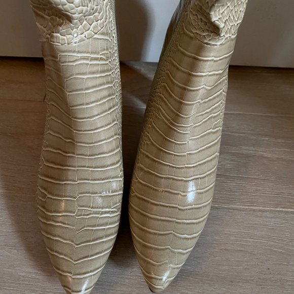 Lulus Cream Knee High Boots - Picture 3 of 5